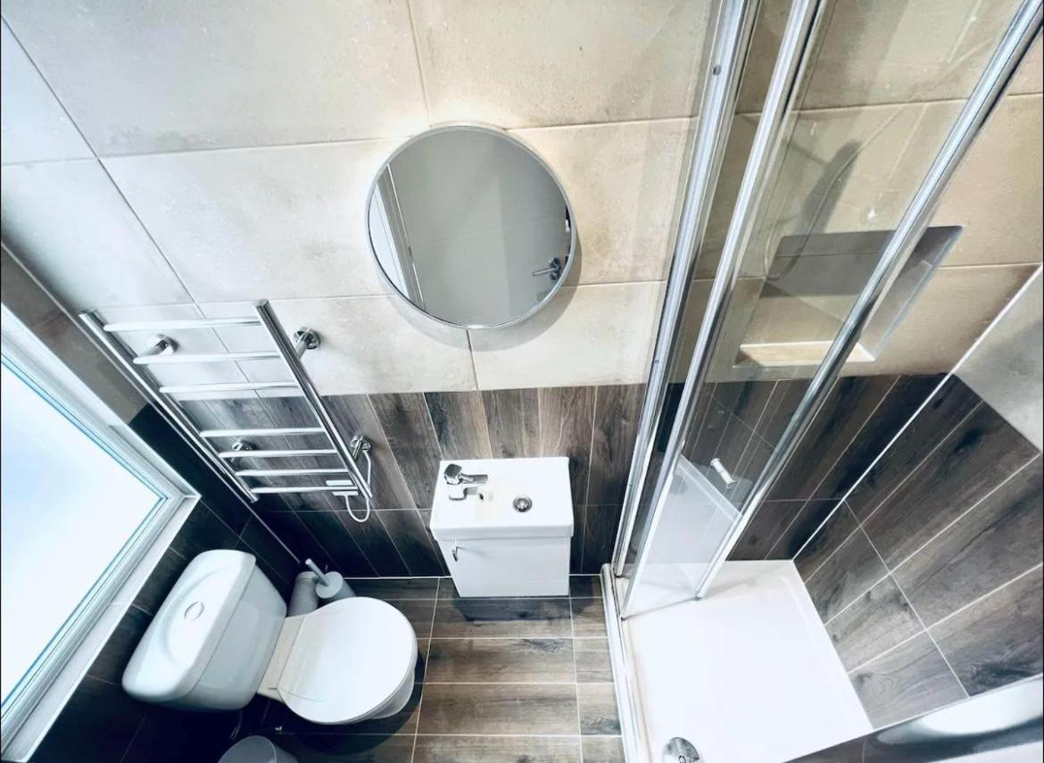 London South Charming Ensuite Look Like Hotel Designer Room Экстерьер фото