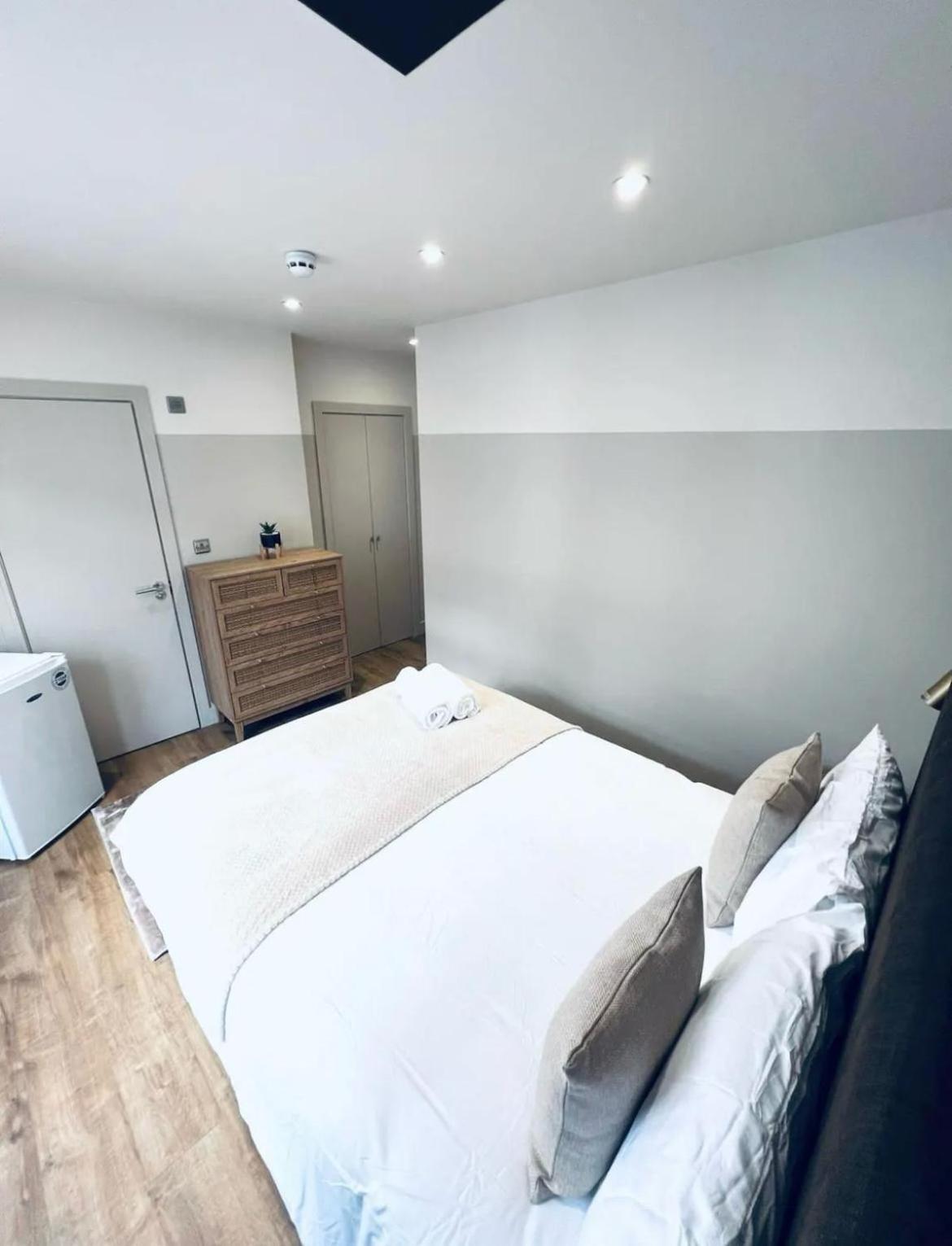 London South Charming Ensuite Look Like Hotel Designer Room Экстерьер фото
